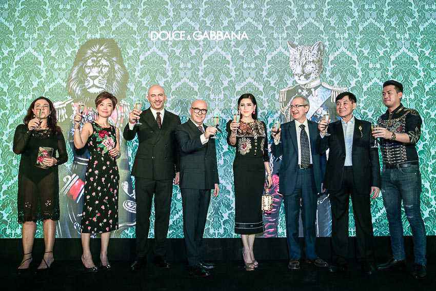 Thương hiệu thời trang đình đám Dolce & Gabbana đã đến Việt Nam
